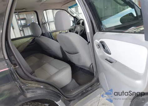 2006 Ford Escape Xlt/Xlt Sport z USA, uszkodzony, nr VIN 1FMYU93106KA37462